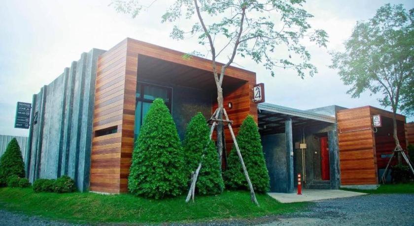 The Infinite Resort Nakhon Sawan Exterior foto