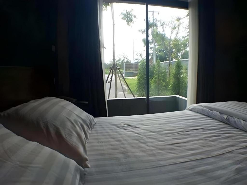 The Infinite Resort Nakhon Sawan Exterior foto