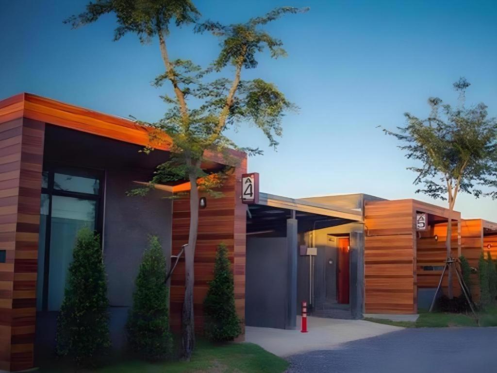 The Infinite Resort Nakhon Sawan Exterior foto